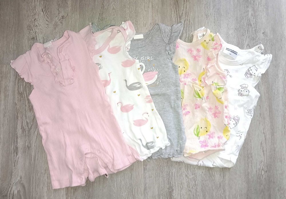 Бебешки дрехи за момиче