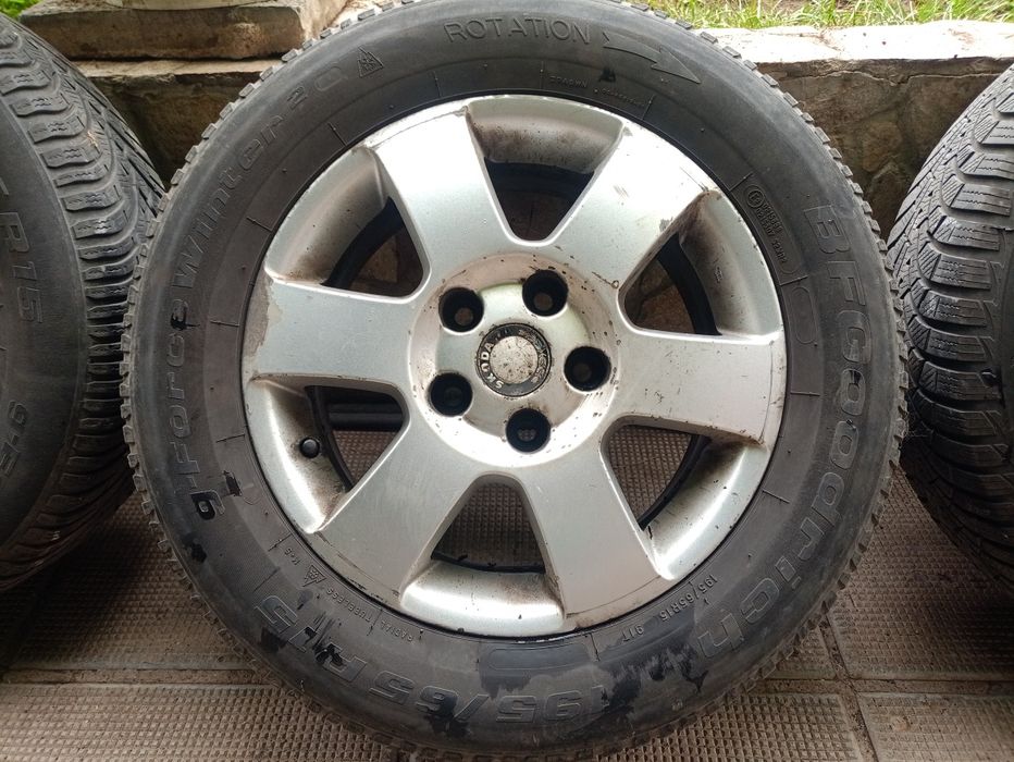 4 бр. Джанти 15" със зимни гуми 195/65/R15