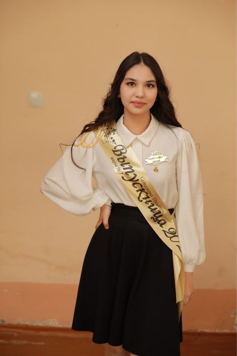 Выпускные ленты 30,000 сум. Комплект 40,000 сум