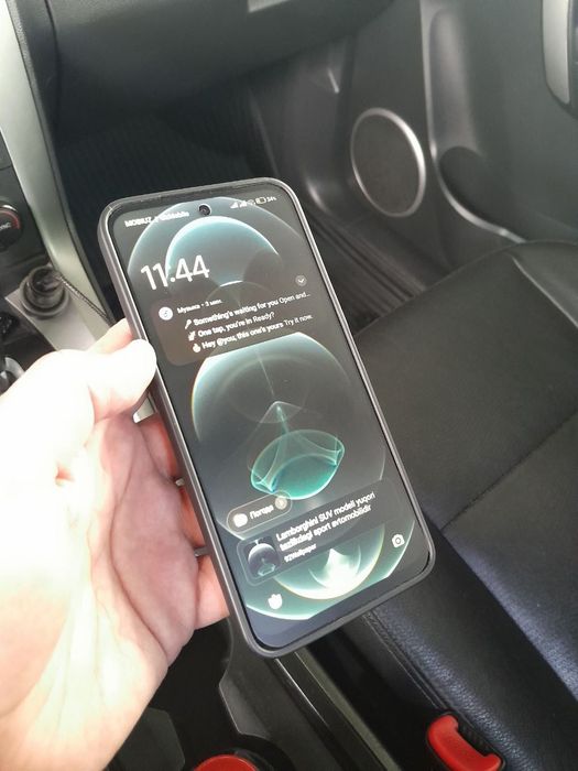 Продам Redmi 15 8/256 black в отличном состоянии.