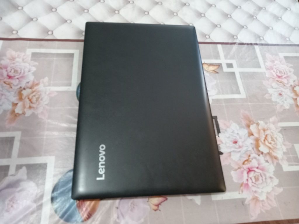 Продаётся Ноутбук Lenovo Ideapad 330