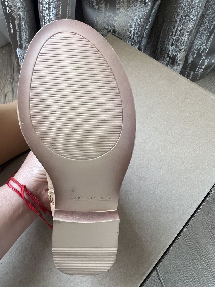 Боти Zara . Нови