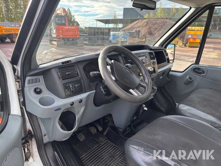 Ford Transit 2011