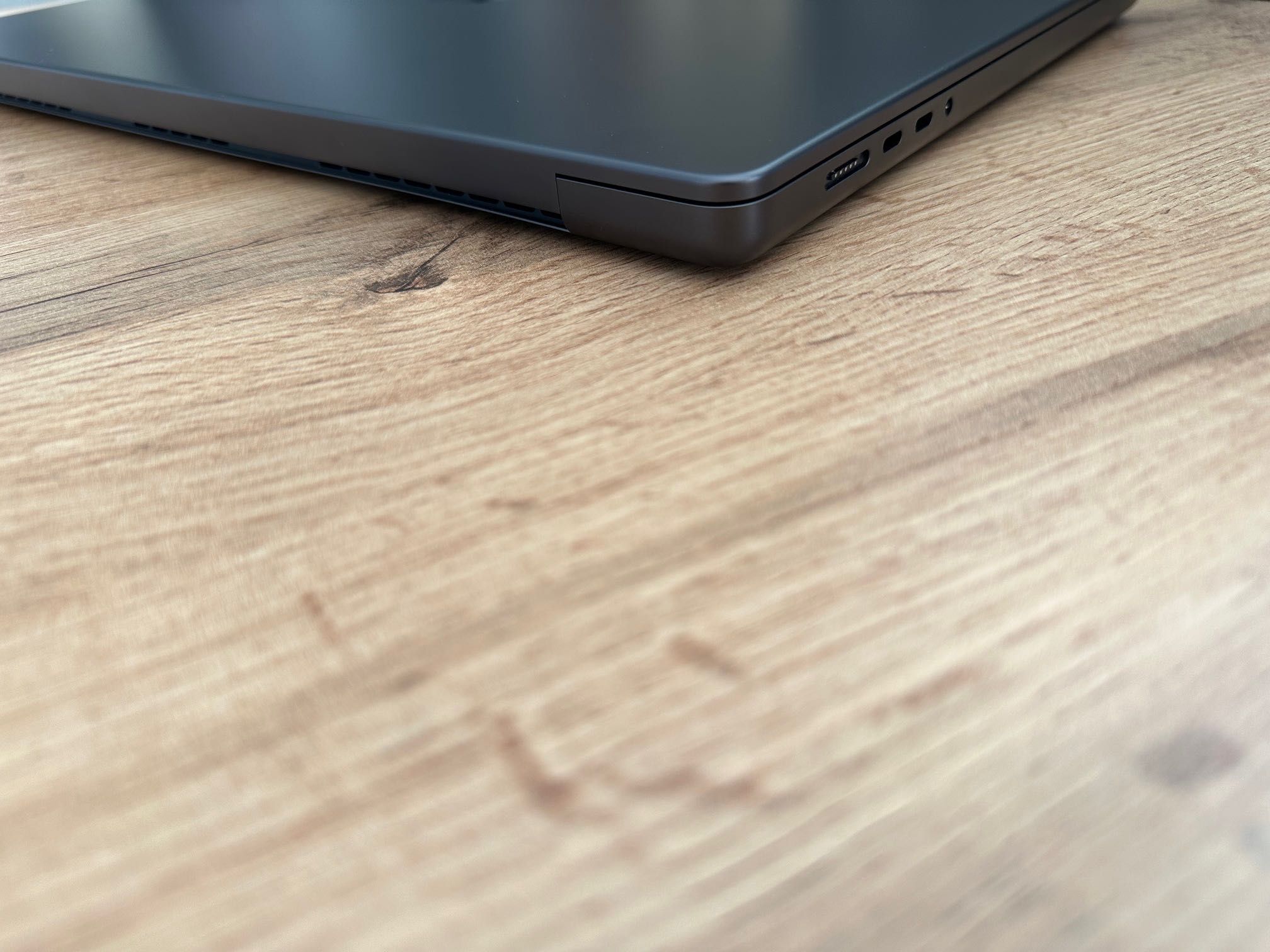 MacBook Pro 16" M4 MAX 14-CPU, 32-GPU, 36GB RAM, 1TB SSD, ГАРАНЦИЯ