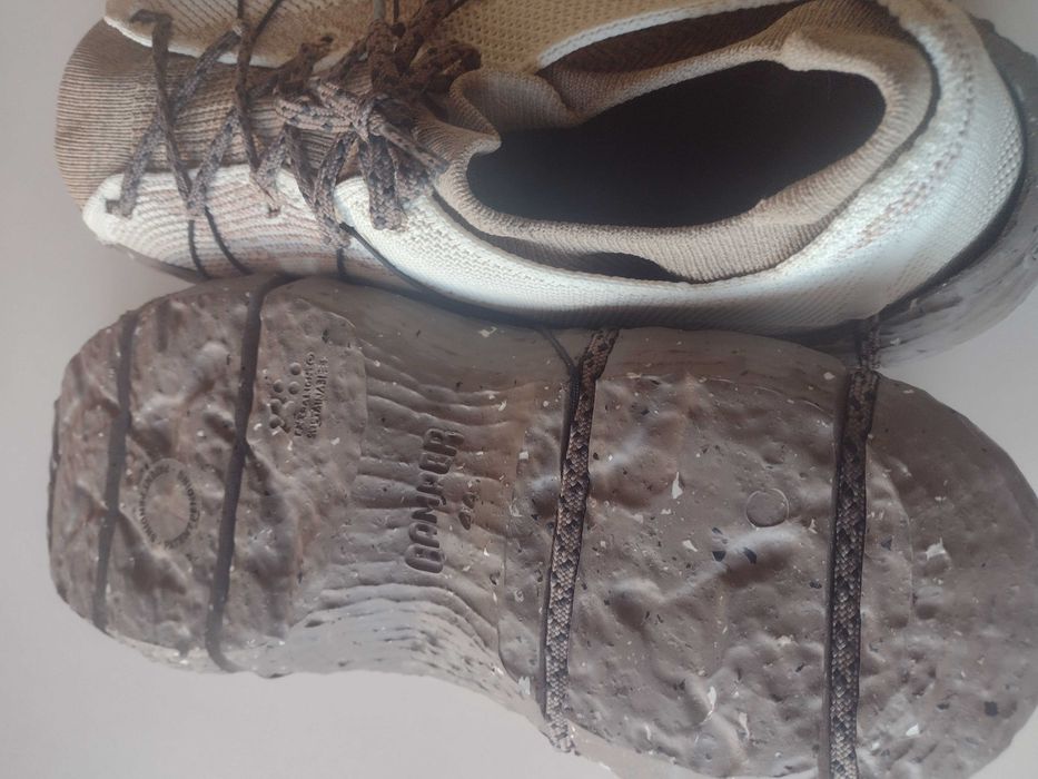 Фирмени Обувки Camper