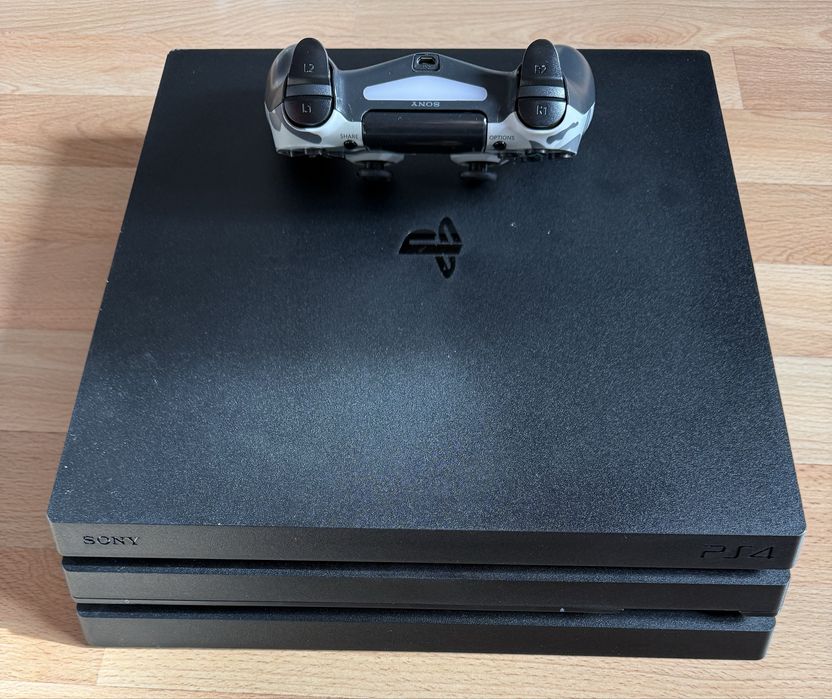 PS4 PRO - Sony PlayStation 4 Pro 1TB