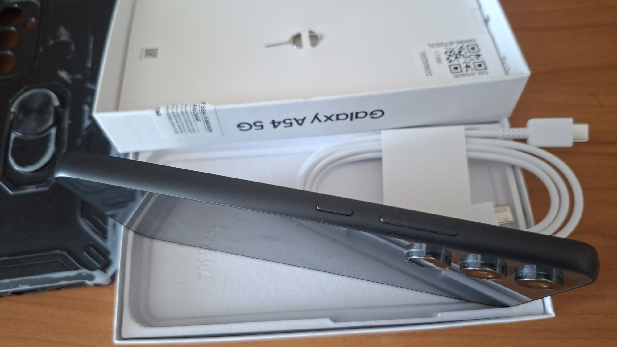 Samsung A54 – 5G, 128GB, 8GB RAM, la cutie, impecabil