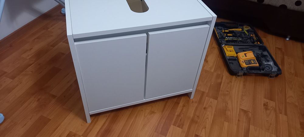 Vand masca lavoar baie din stejar dimensiuni 60x55x28 noua