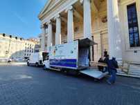 Transport mobila marfa , duba cu lift , manipulare debarasare mobilier