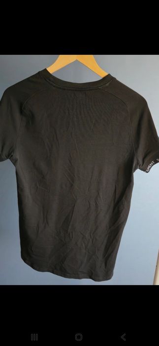 Tricou negru Bershka