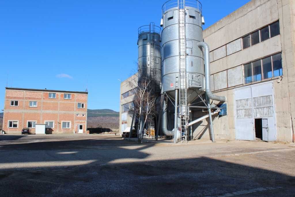 Продава се Промишлена сграда в с. Елшица, Област Пазарджик - 1000 кв.м за 150 €/кв.м - Снимка #2