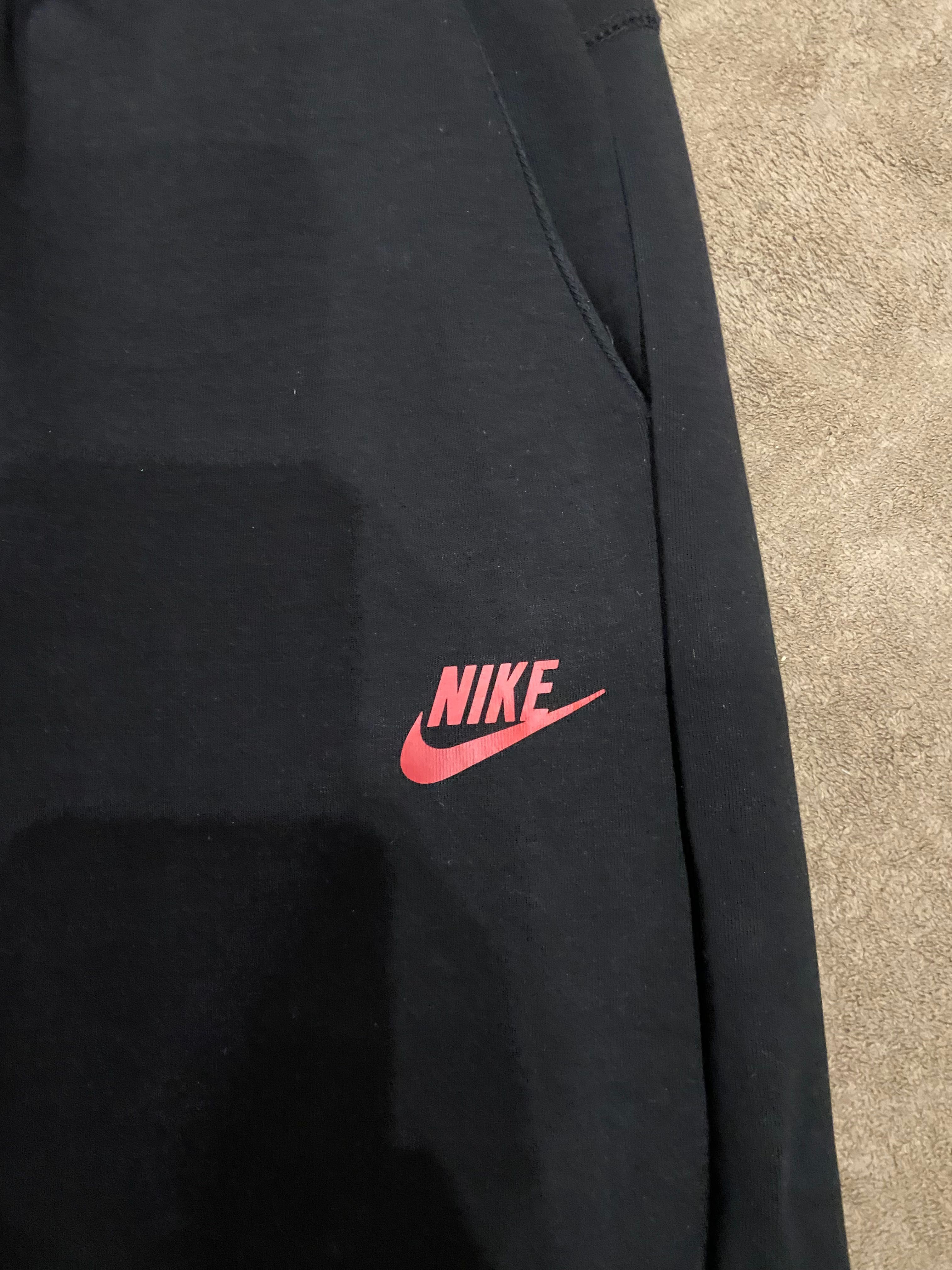 Nike tech fleece M