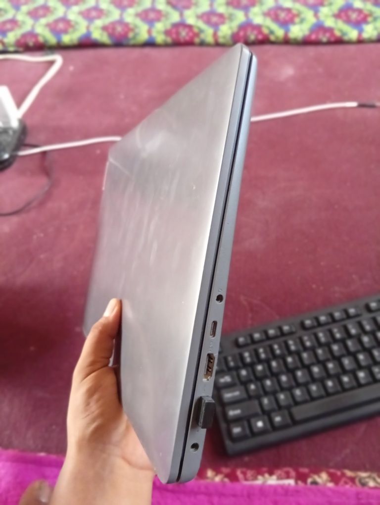 noutbuk lenovo 8×256