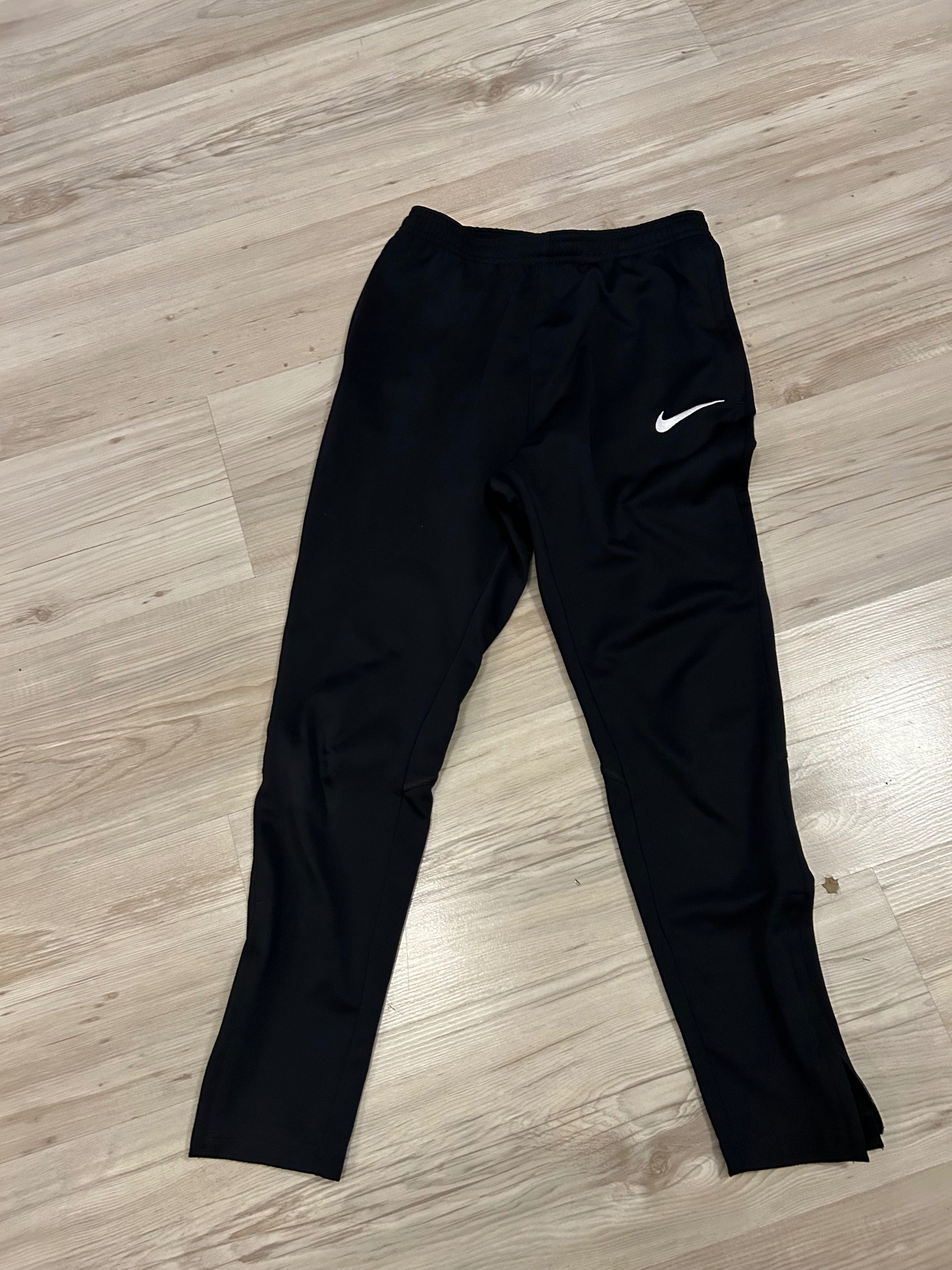 Спортен панталон Nike Dry Fit