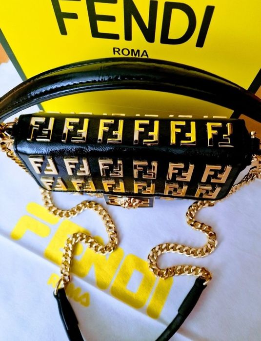 Geanta damă piele naturala,editie limitată import Italia, curea detasa