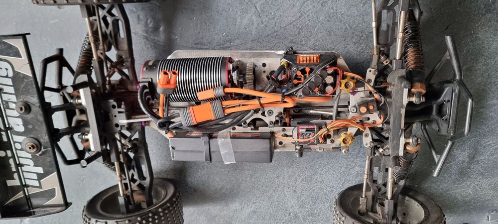 automodel hpi trophy masina telecomanda 4x4