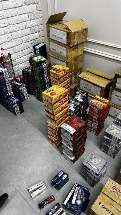 Свечи зажигания. Распродаю магазин