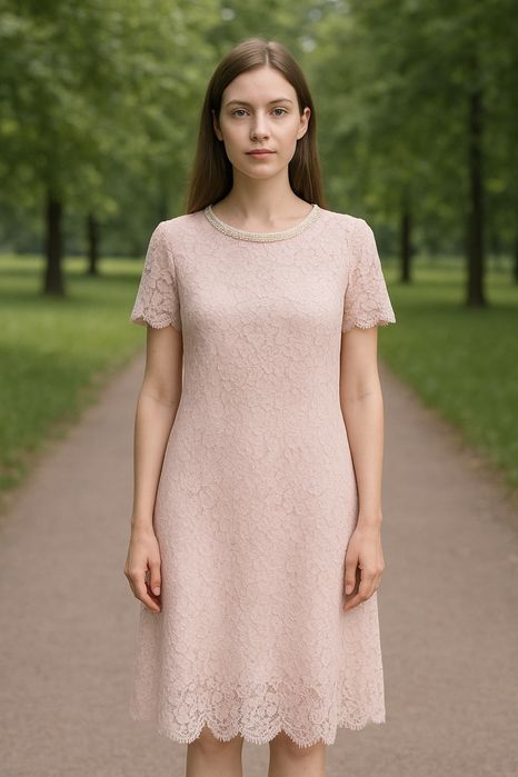 Вечернее кружевное платье