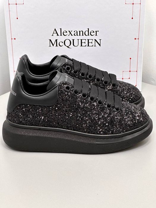 Alexander McQueen Dama