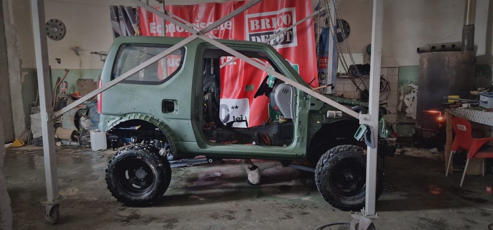 Suzuki Jimiy an 2003 impecabil
