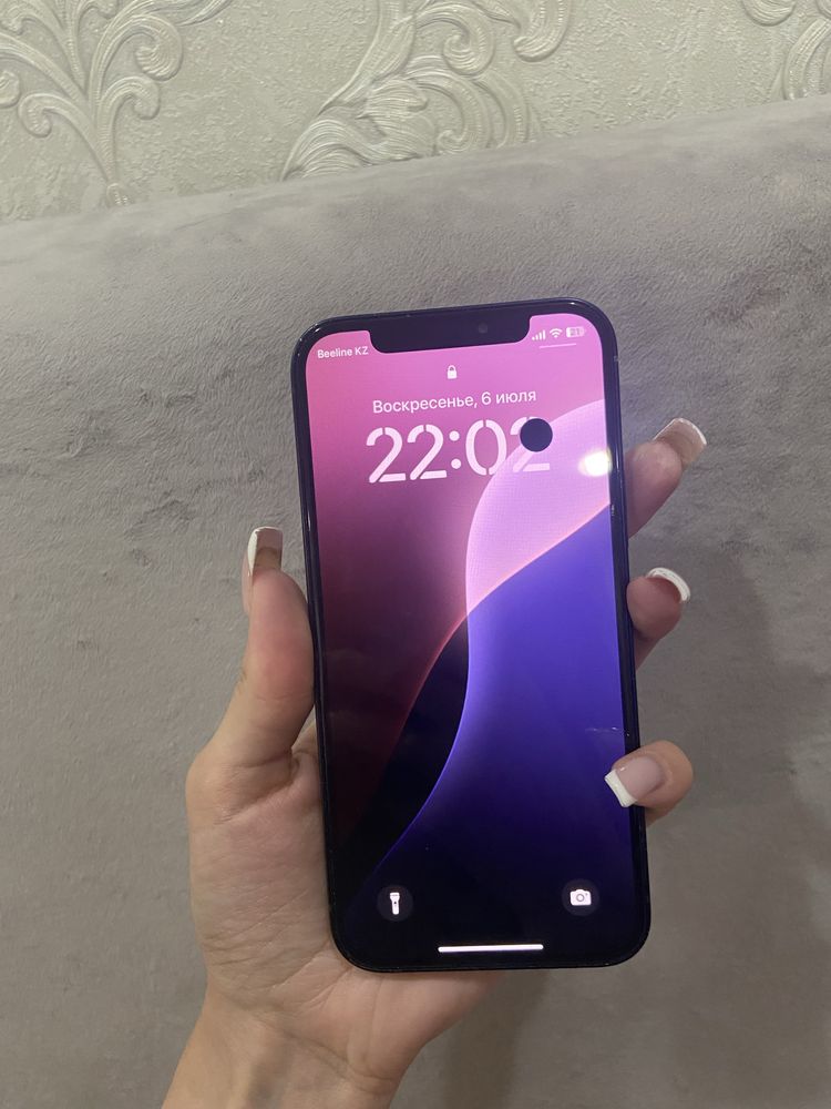 Продам Iphone 12 !