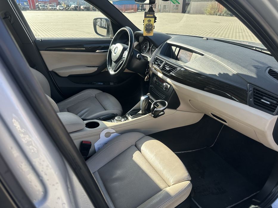 BMW X1 X-drive Navi, piele, xenon