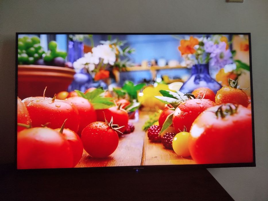 Avalon 50 дюмовый QLED телевизор продаётся