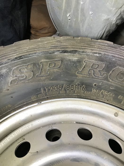 Три Балона с дисками на шестьнадцать И три балона на восемьнадцать