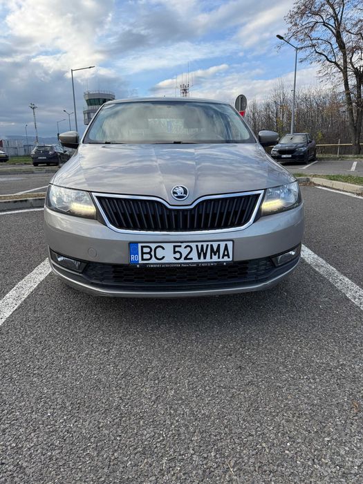 Skoda Rapid 1.0 TSI Unic Proprietar