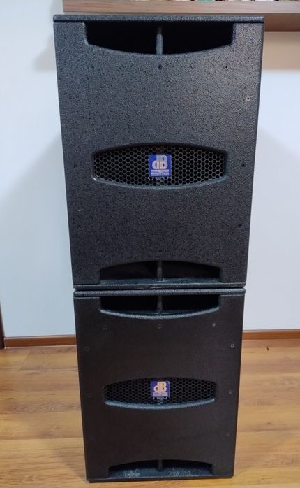 Boxa bas Subwoofer Activ DB Technologies SUB 15D formație live sau DJ