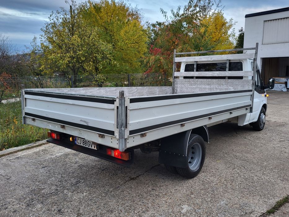 Ford Transit 2.4 dublu spate