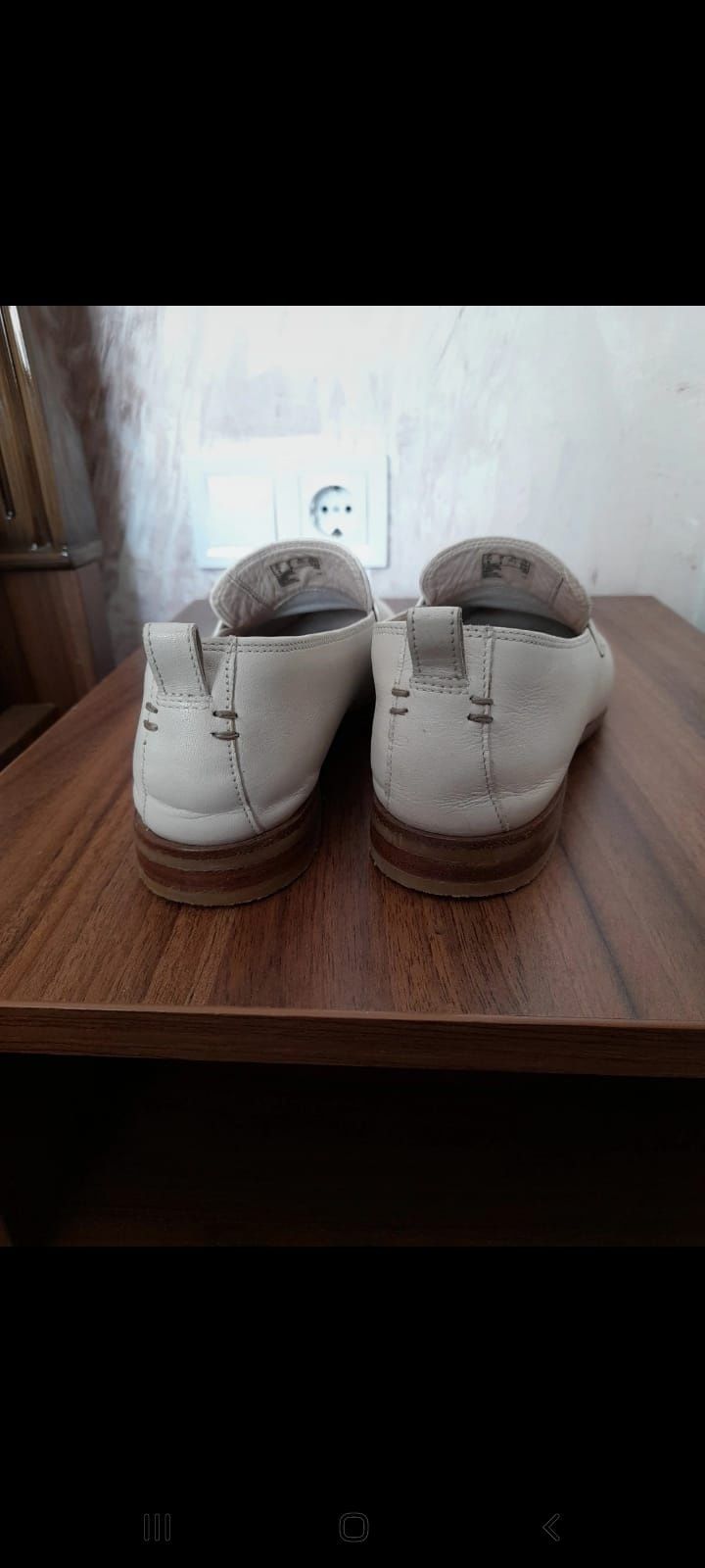 Pantofi Clarks ivory 37,5