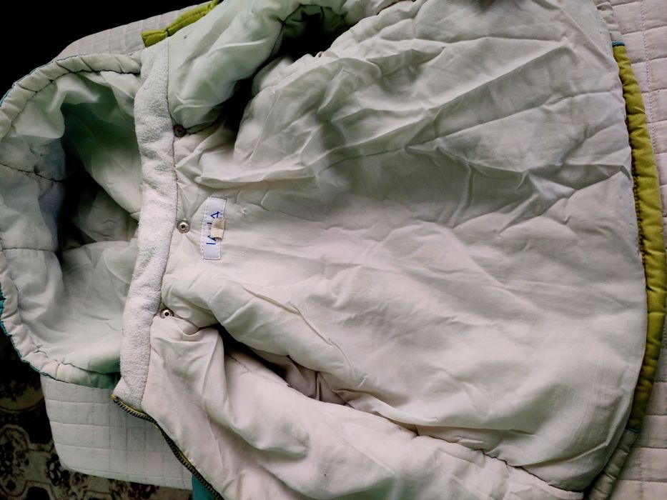 GEACĂ impermeabilă pentru sky,zăpadă,frig,de firmă SNOWBOARD.