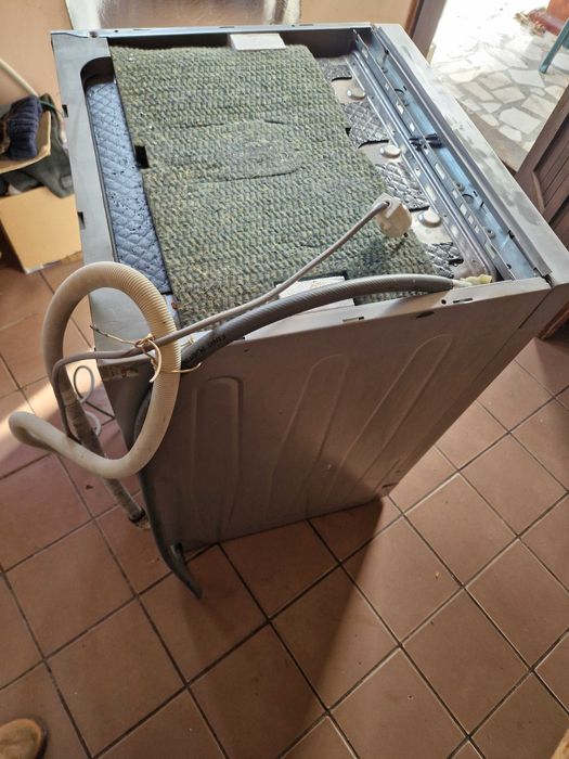 Продавам съдомиялна машина  Beko