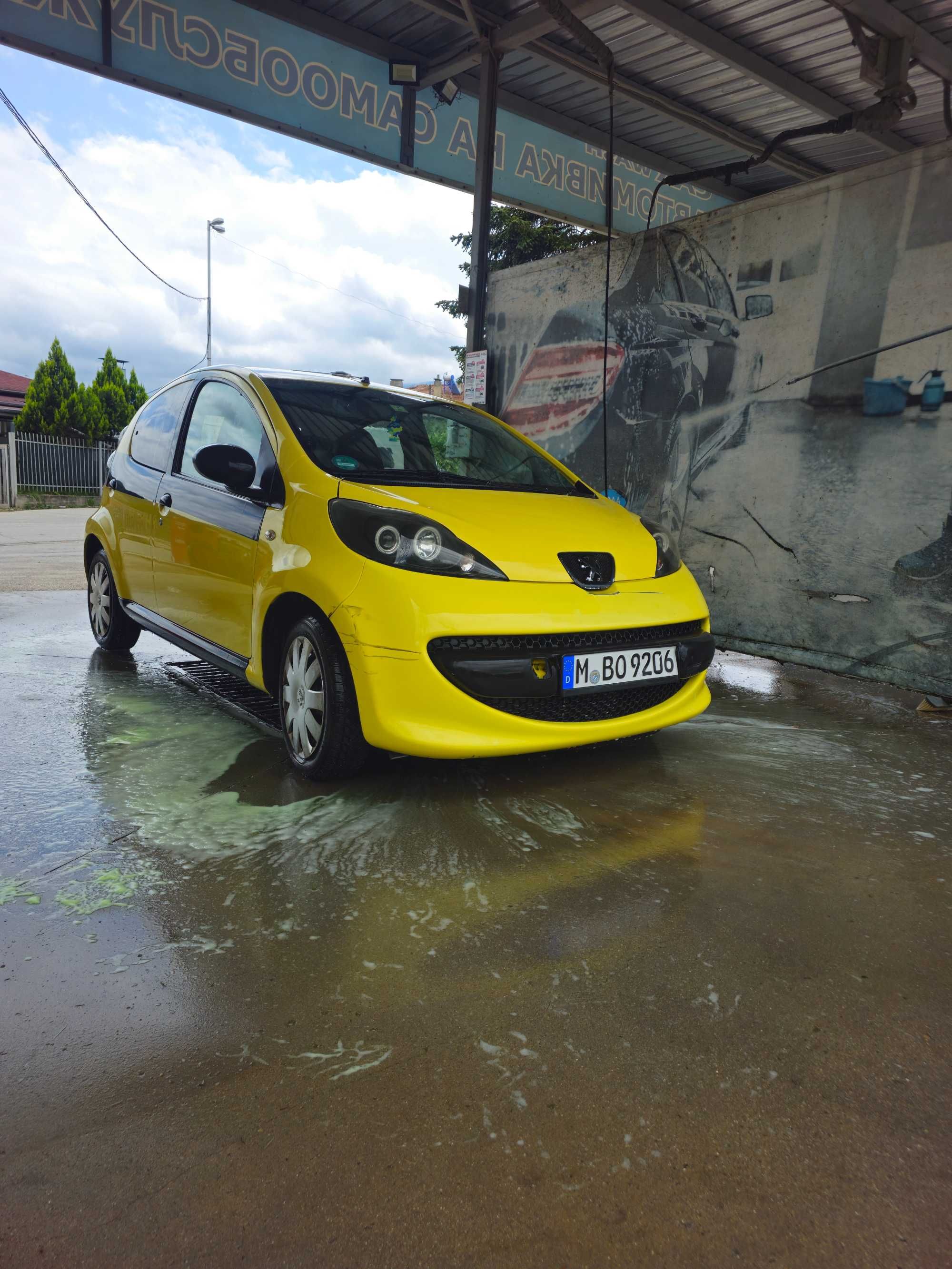 Продана се peugeot  107