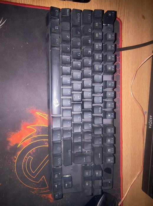 Tastatura steel series și mouse