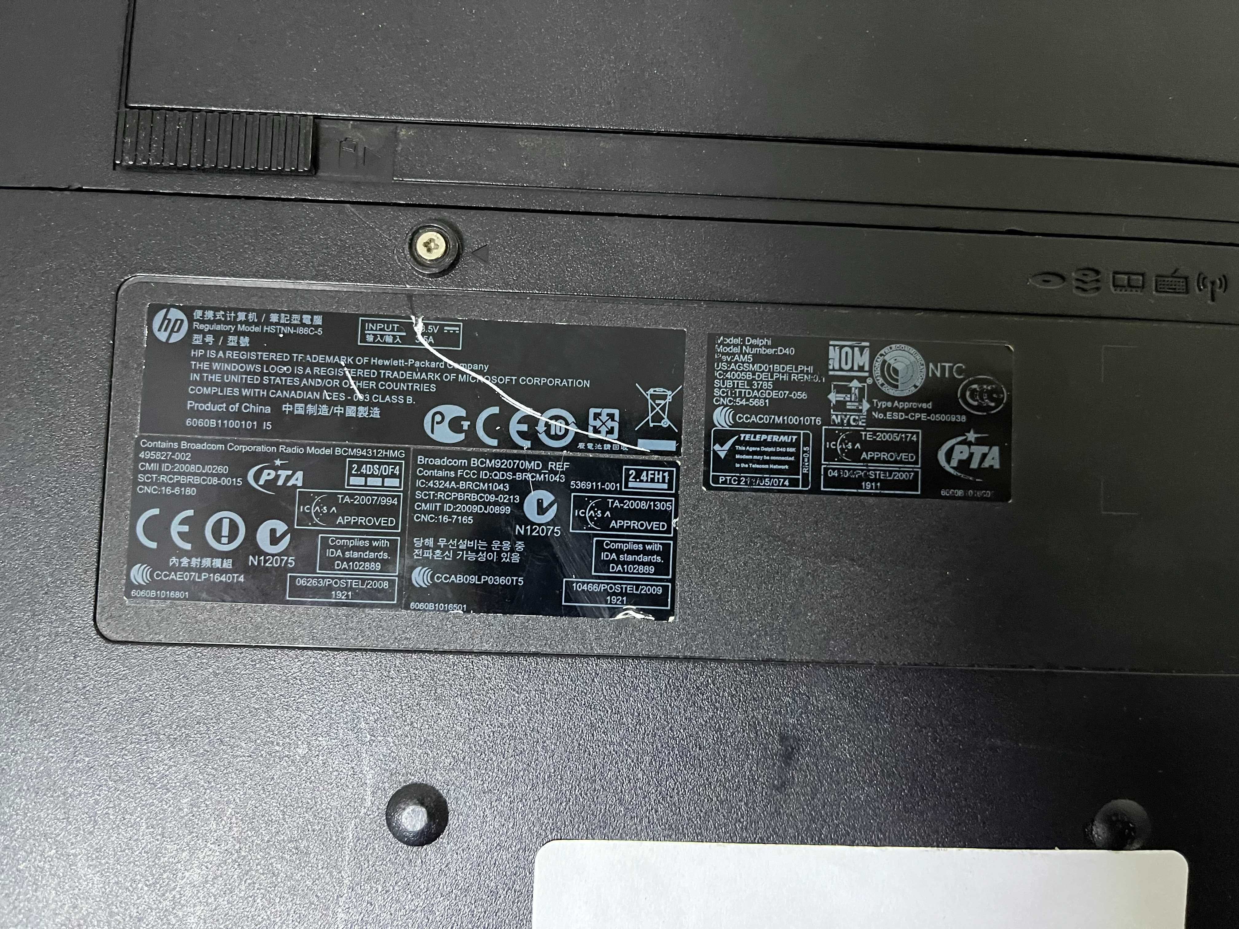Ноутбук HP Delphi D40