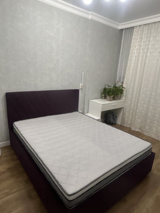 Кровать двуспальная