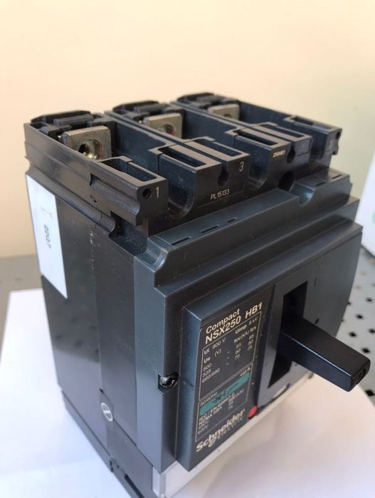 Прекъсвачи Merlin Gerin и Schneider Electric Compact NSX 250HB1