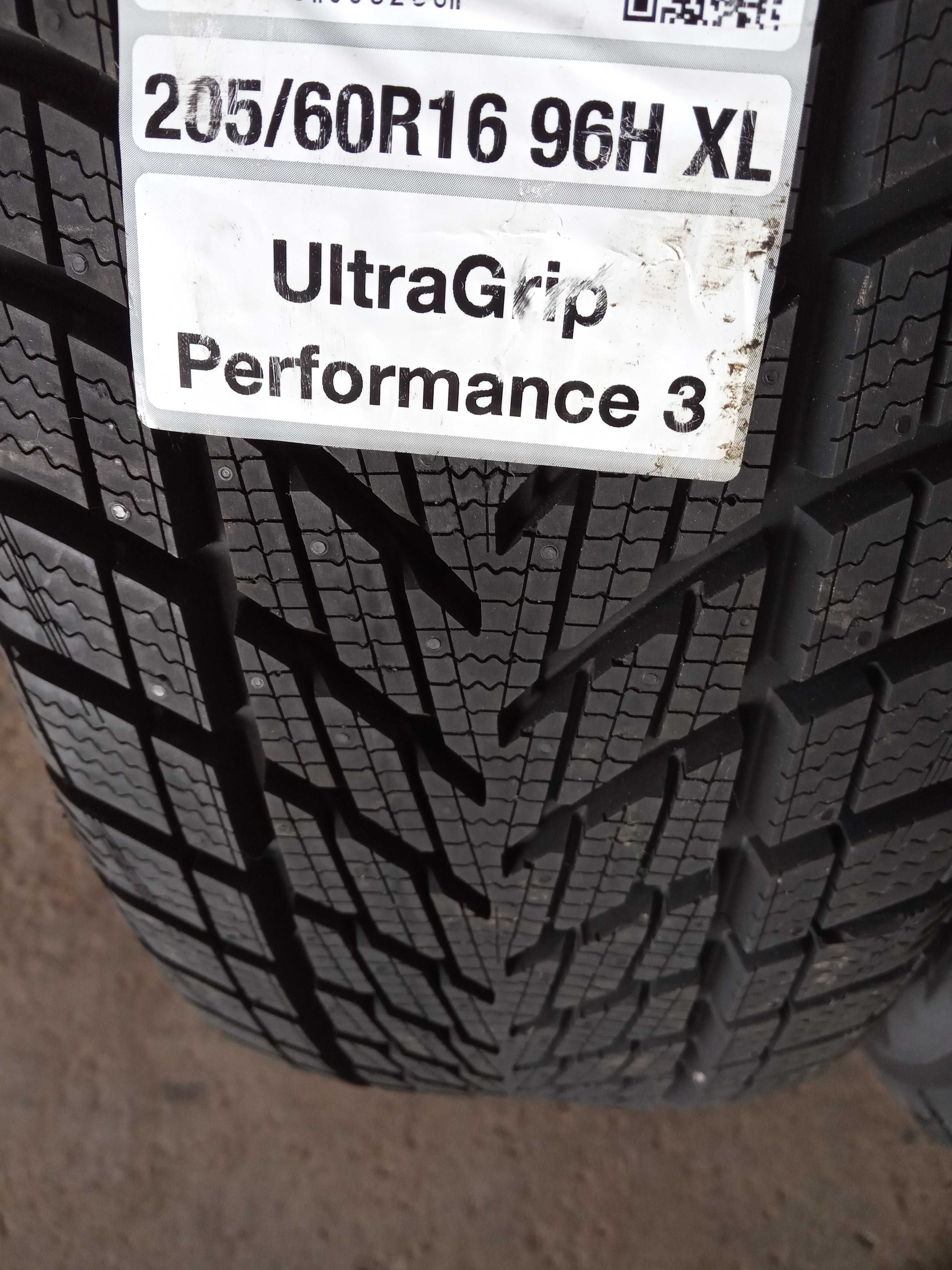 2 Нови зимни гуми 205/60R16 Goodyear UG3 XL 96H ExtraLoad DOT3924