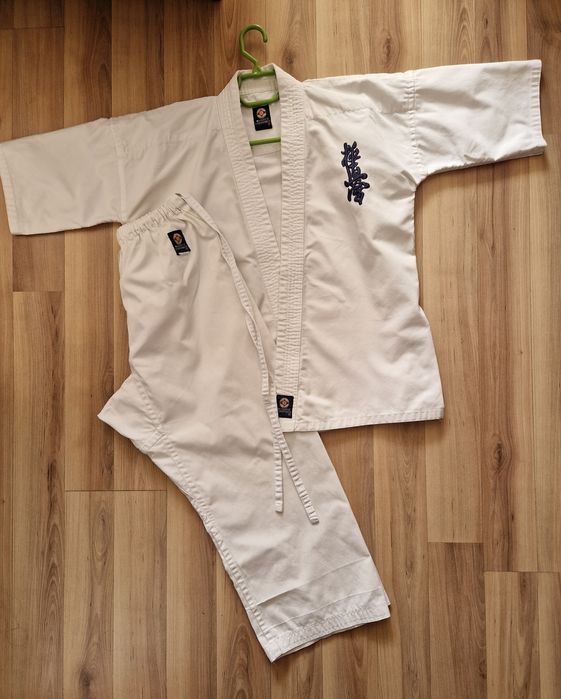 Кимоно Киокушинкай карате на 8-10 лет