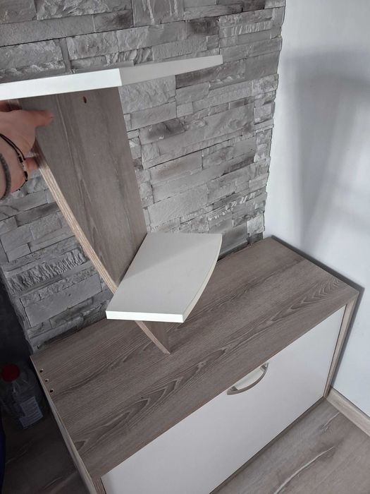 Мебели за антре и огледало