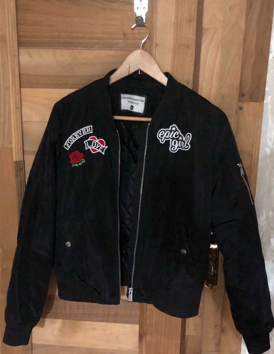 Крутая курточка для дерзкой тебя 42-44 размера