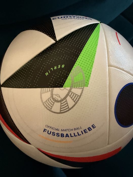 Minge Adidas Oficiala Euro 2024