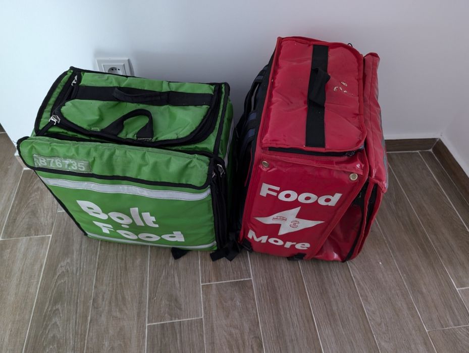 Casca scooter si 2 genti food delivery tazz glovo bolt