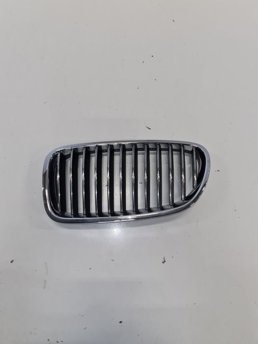Grila bară fata stanga șofer BMW seria 5 F10 F11 / cod-51137200727 OEM