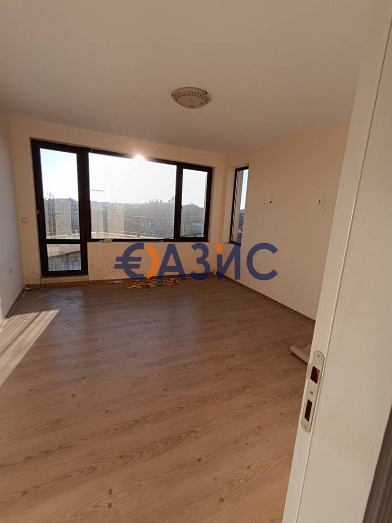 Продава се Тристаен апартамент в с. Равда, Област Бургас - 139 кв.м за 960 €/кв.м - Снимка #7
