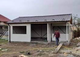 vand case pe structura metalica