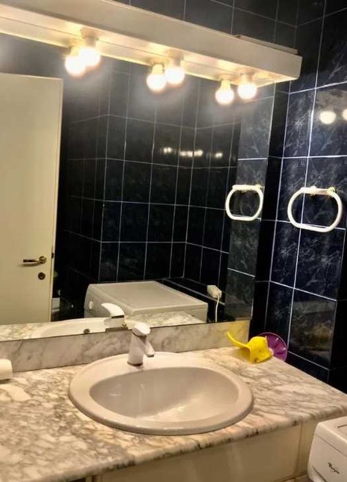 Дава се под наем Двустаен апартамент в Пловдив, Изгрев - 61 кв.м за 219.3 € - Снимка #2