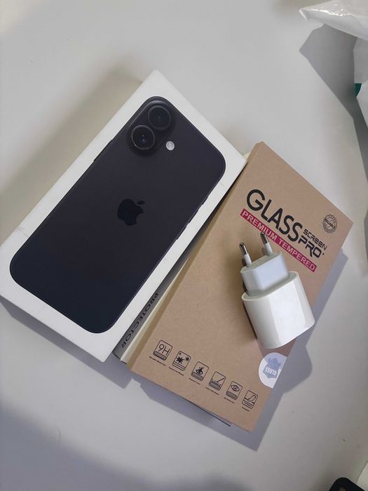 iPhone 16 128GB Black новый, 0 циклов зарядки